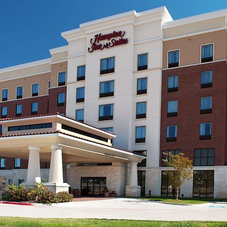 Hampton Inn And Suites Dallas/Lewisville-Vista Ridge Mall Exterior photo