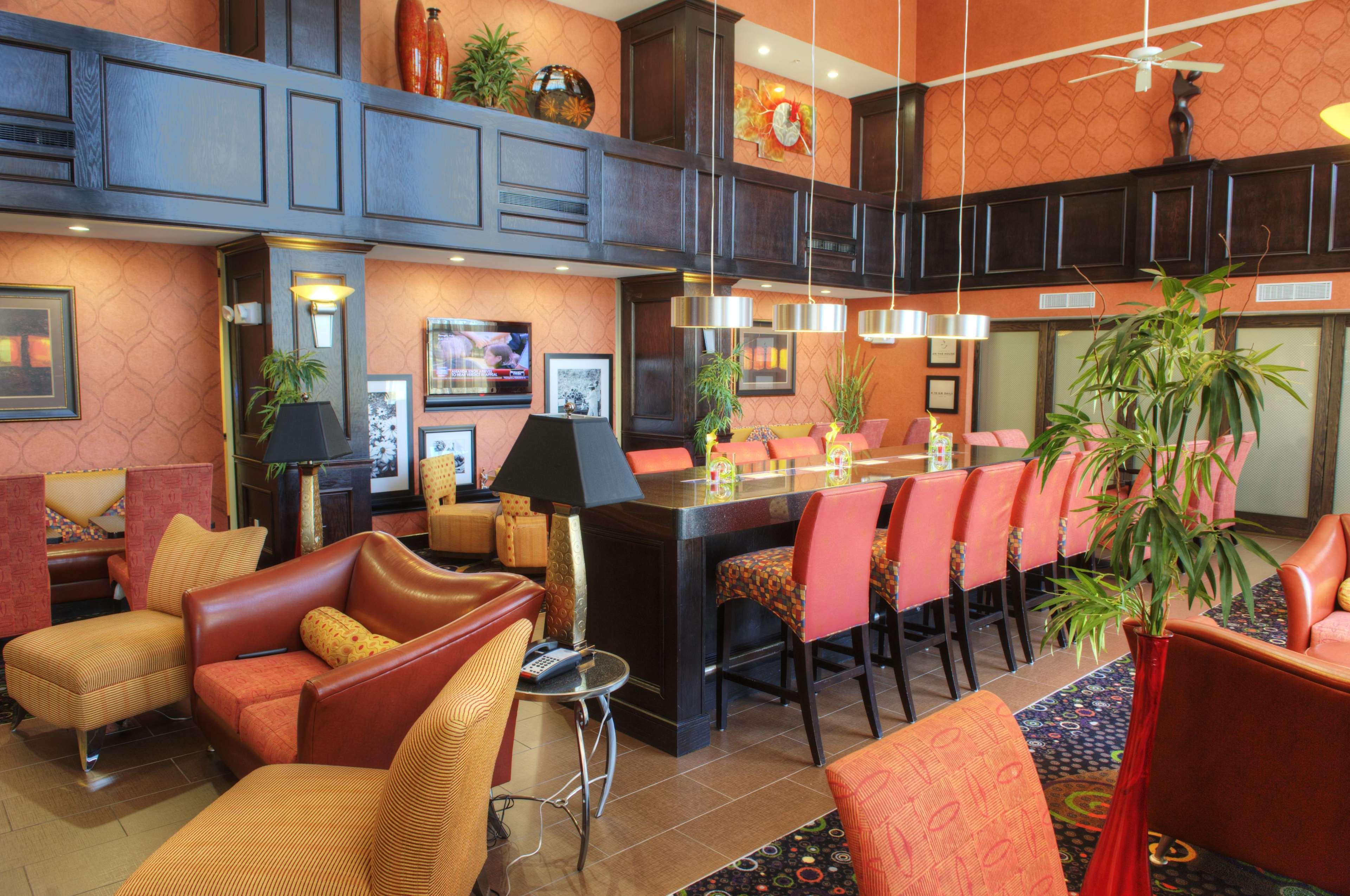Hampton Inn And Suites Dallas/Lewisville-Vista Ridge Mall Restaurant photo